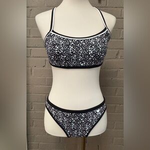 TYR Black & White print ( reversible swimsuit XS -S